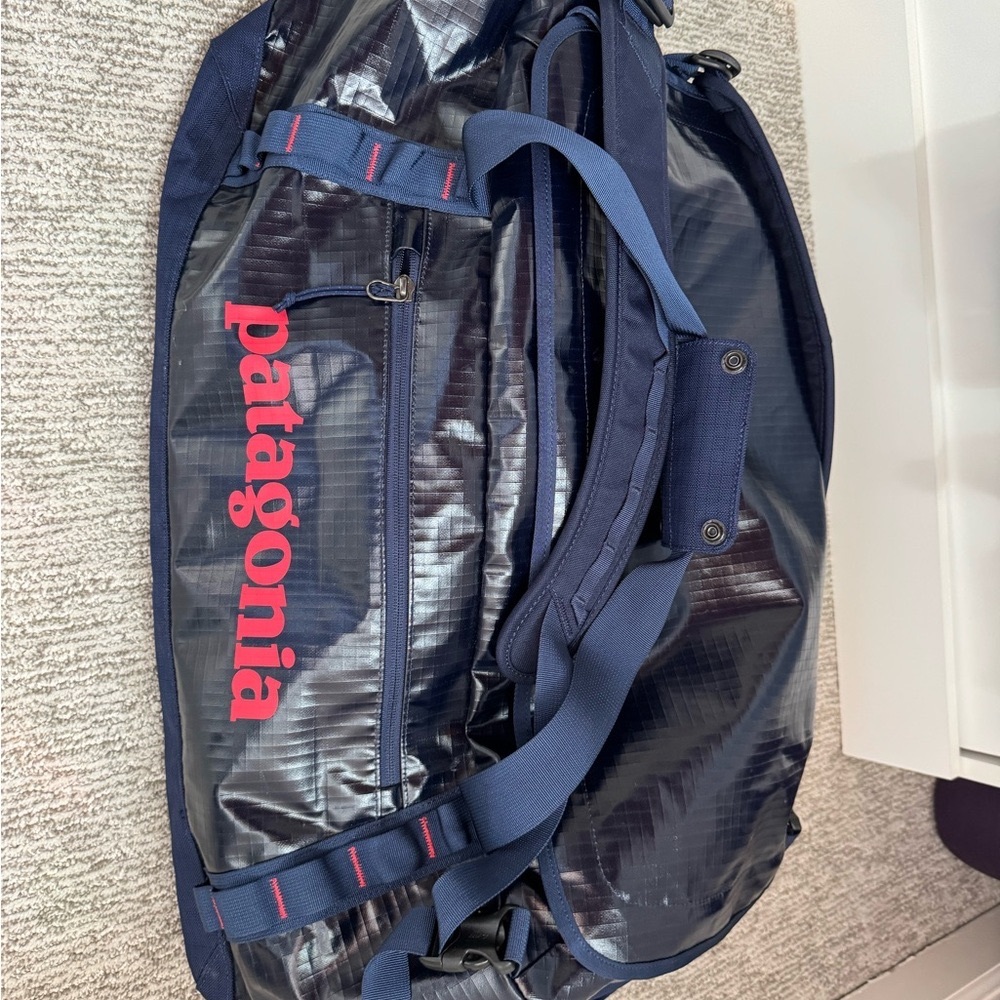 Patagonia Blue and Red Duffel Bag Outdoor-Ready